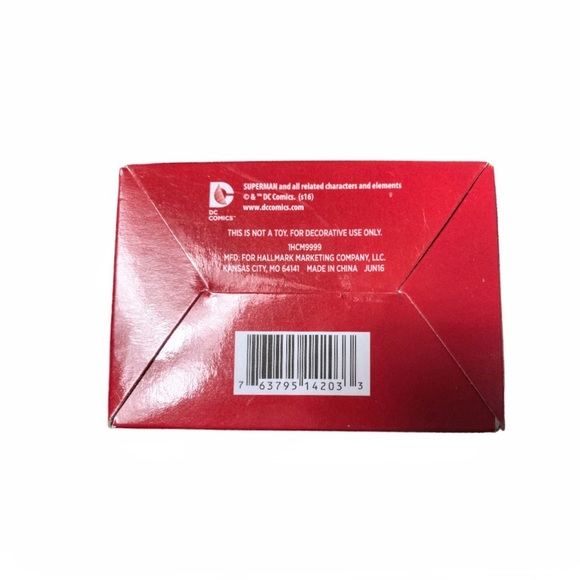 NIB Hallmark DC Comics Superman Logo 3-D Christmas Glitter Ornament - Picture 4 of 7